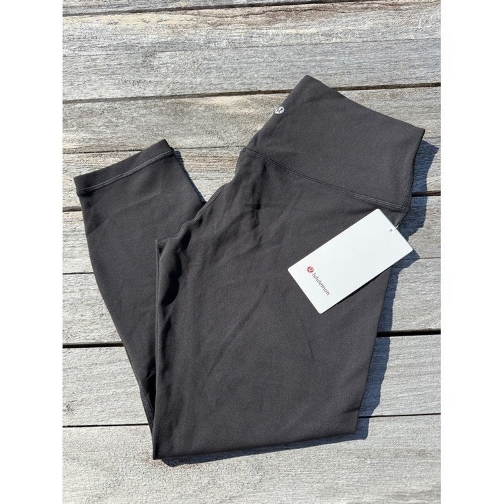 Lululemon Align Crop 23" Black‎ size 10  NWT 🖤 crops